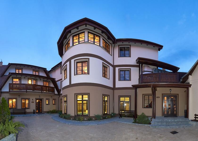 Front of property - evening/night