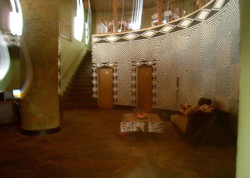  Gisakura Lobby