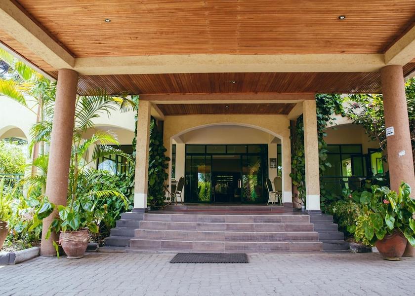  Ruhengeri Exterior Detail