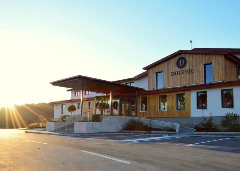  Novo Mesto Hotel Exterior