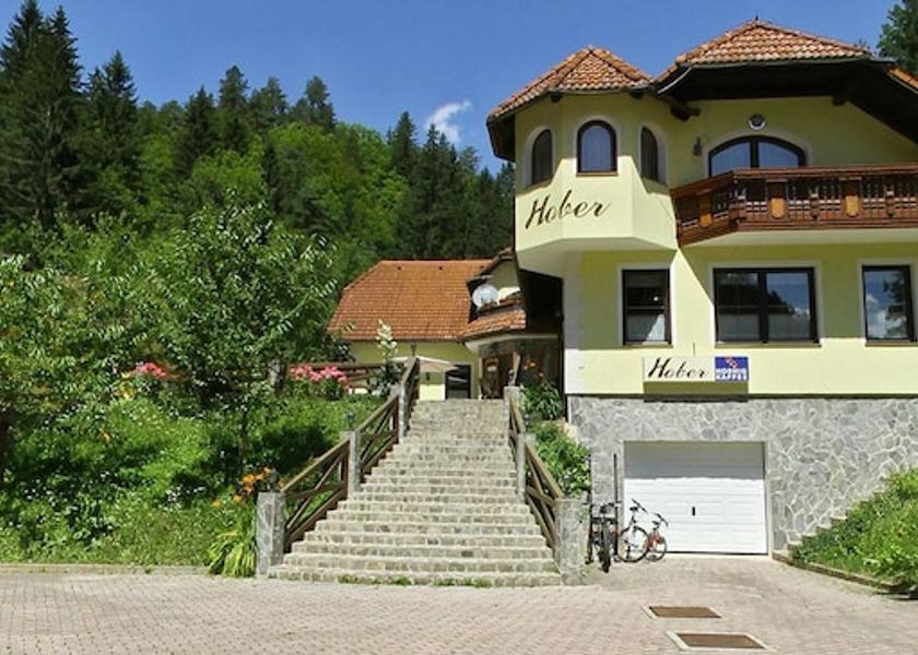  Prevalje Exterior Detail