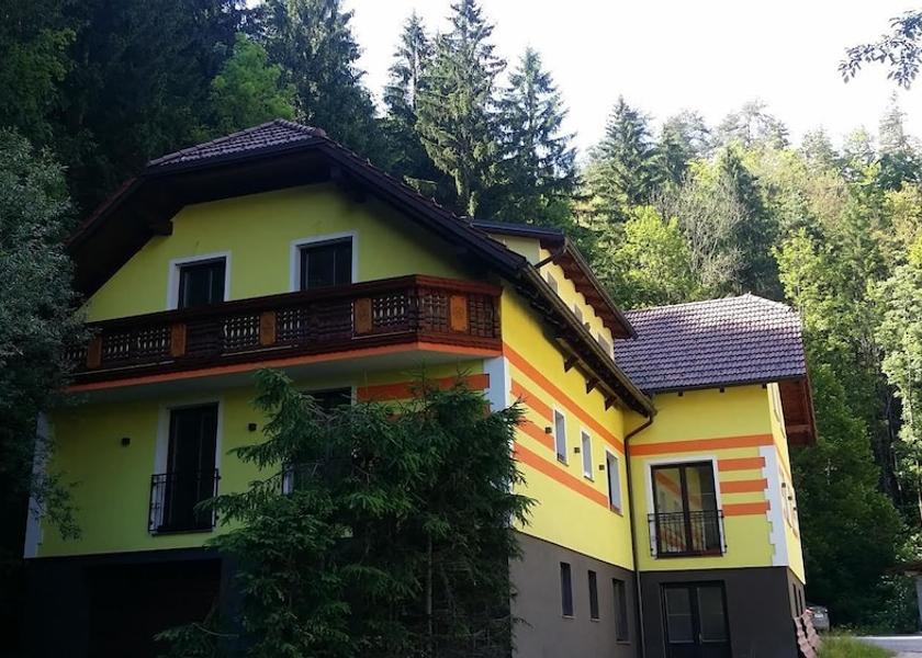  Prevalje Exterior Detail