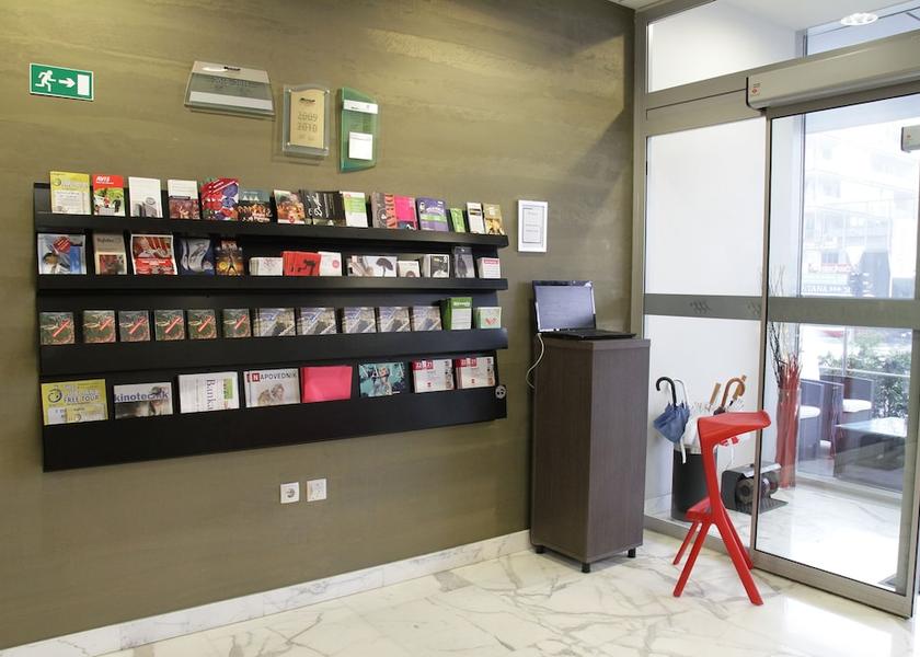  Ljubljana Interior Entrance