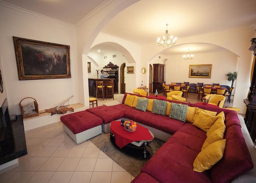  Banska Stiavnica Lobby