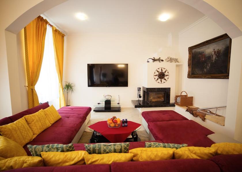  Banska Stiavnica Lobby