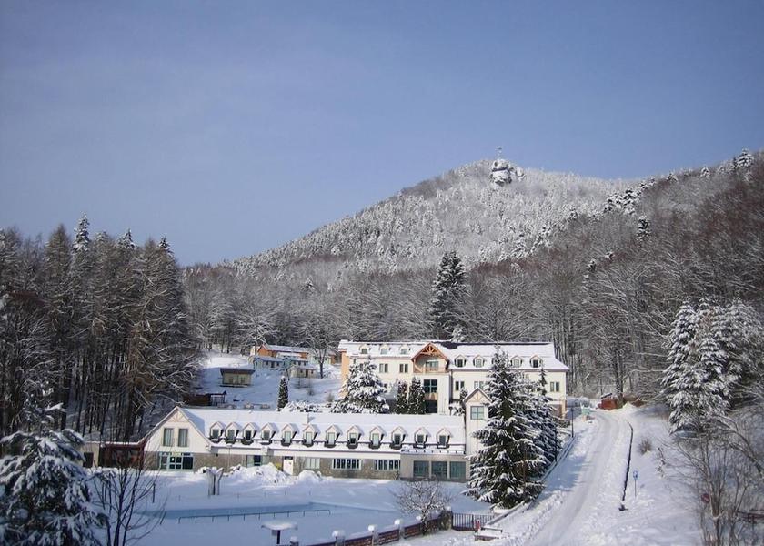  Raztocno Exterior Detail