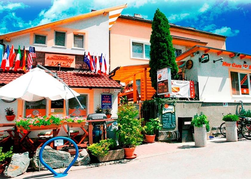  Marianka Primary image