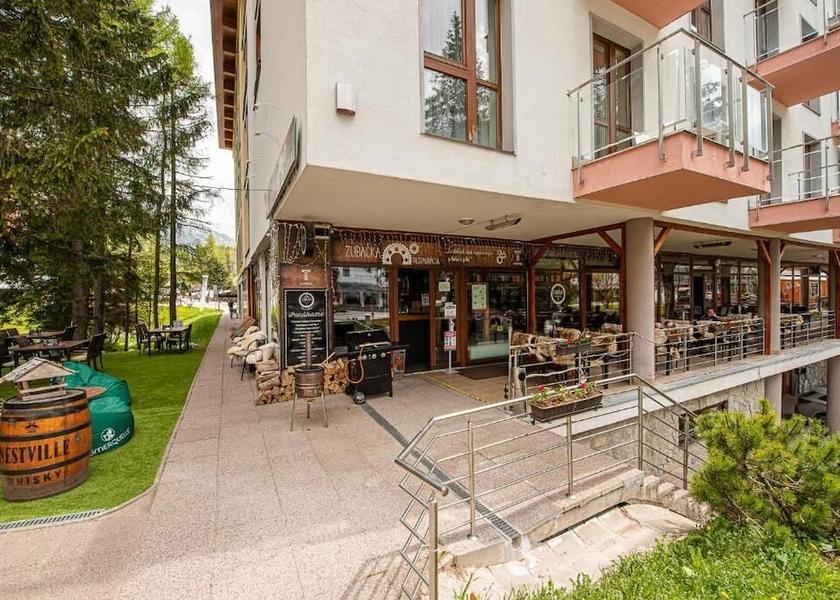  Strbske Pleso Restaurant