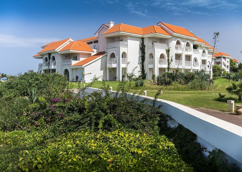  Tabarka Exterior Detail