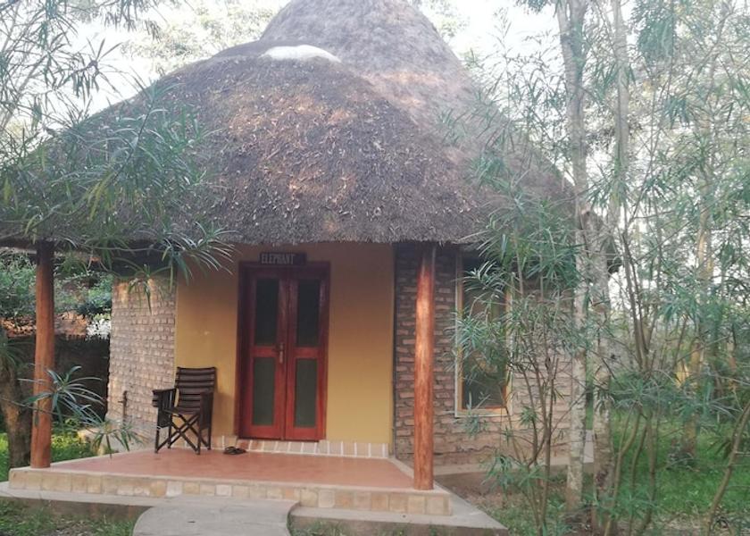  Kasese Exterior Detail