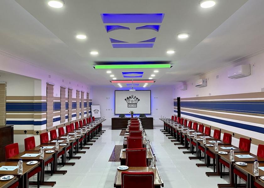  Livingstone Meeting Room