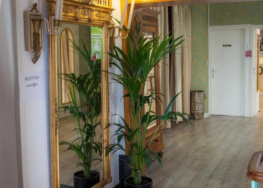 Flemish Region Sint-Niklaas Interior Entrance