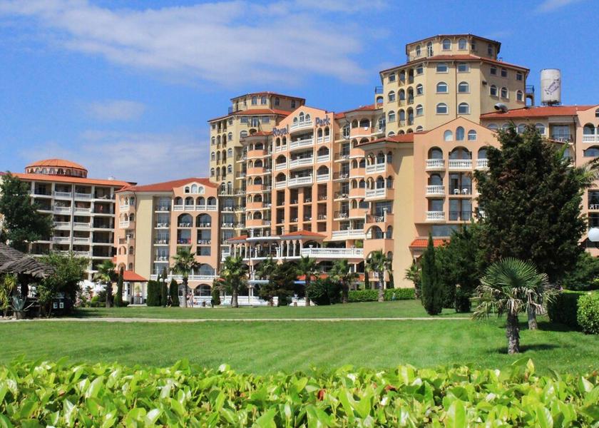 Burgas Elenite Facade