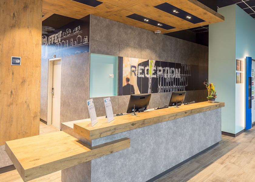 Canton of Geneva Le Grand-Saconnex Reception