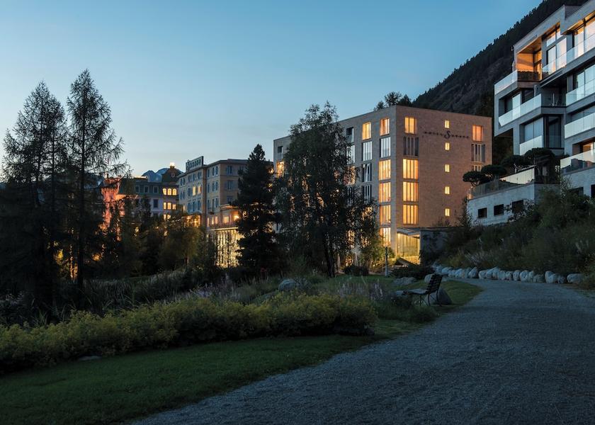 Graubünden Pontresina Front of property