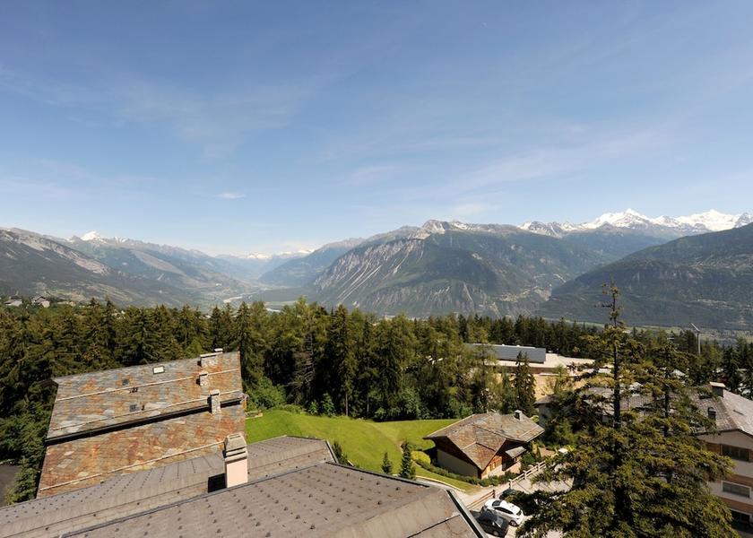 Valais Crans-Montana Mountain view