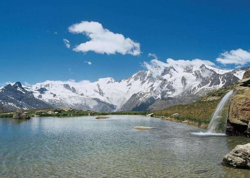 Valais Saas-Fee Lake