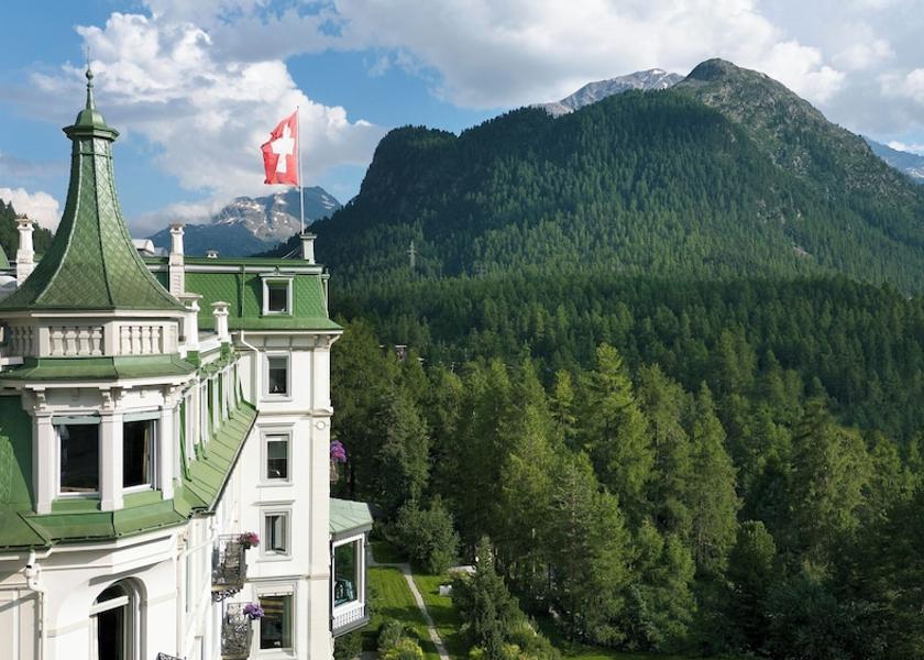 Graubuenden Pontresina Facade
