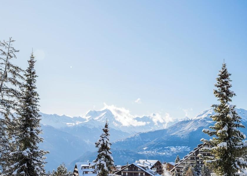 Valais Crans-Montana Mountain view