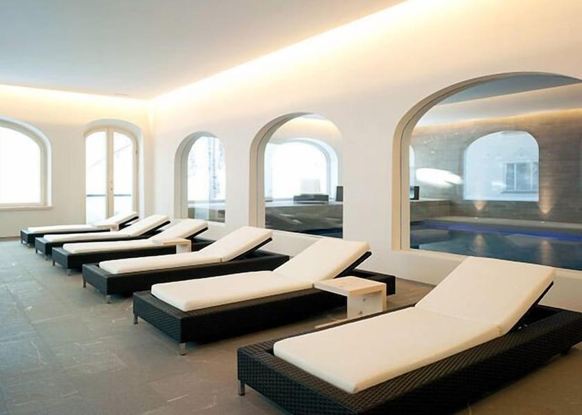 Graubuenden St. Moritz Exterior Detail