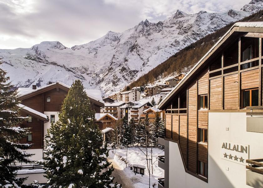 Valais Saas-Fee Front of property