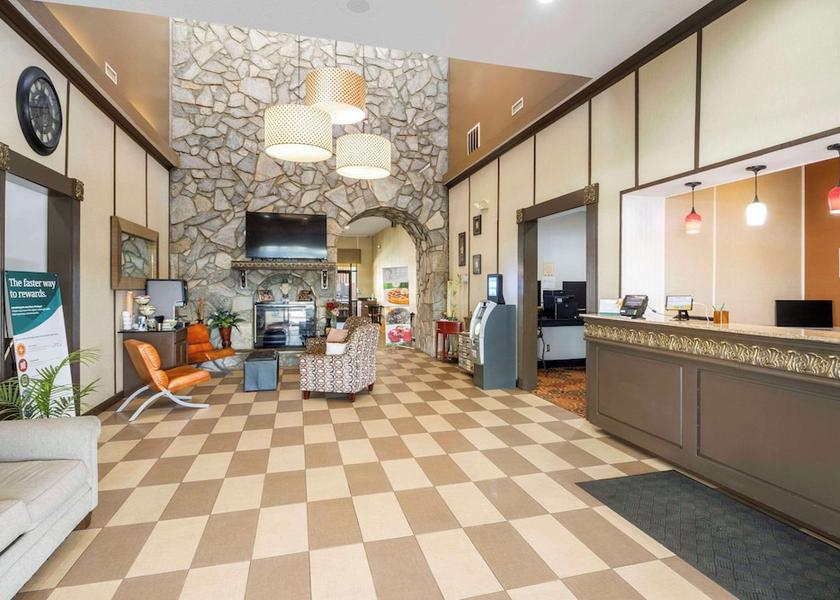 North Carolina Hickory Lobby