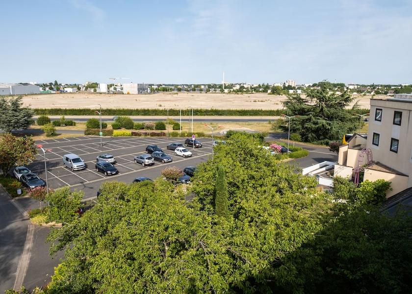 Centre - Loire Valley Joue-les-Tours Exterior Detail