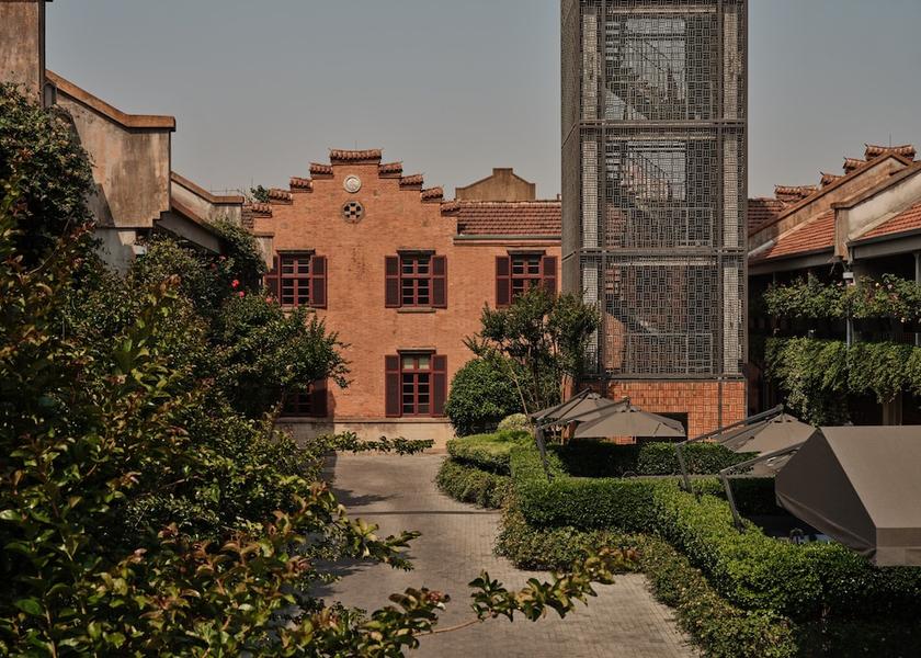  Shanghai Courtyard