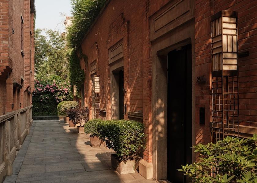  Shanghai Exterior