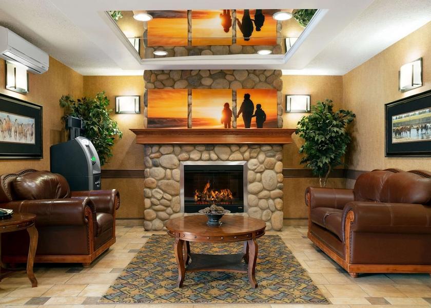 Alberta Strathmore Lobby