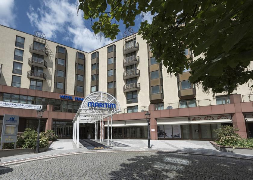 Hessen Bad Homburg v.d. Hoehe Front of property