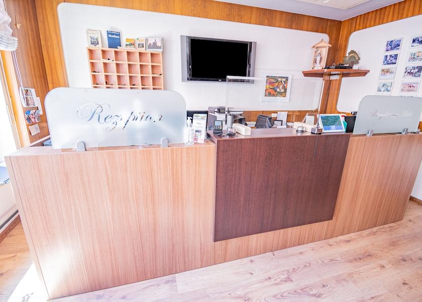 Rhineland-Palatinate Moselkern Lobby
