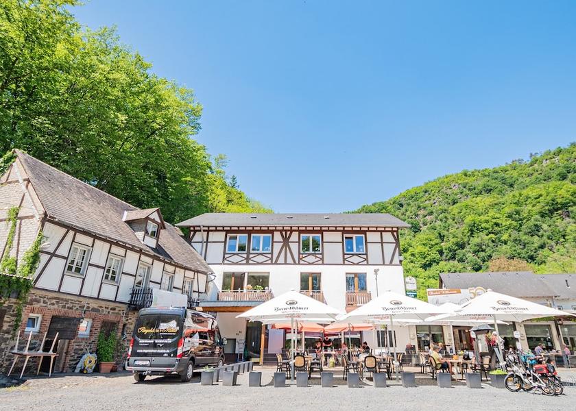 Rhineland-Palatinate Moselkern Facade