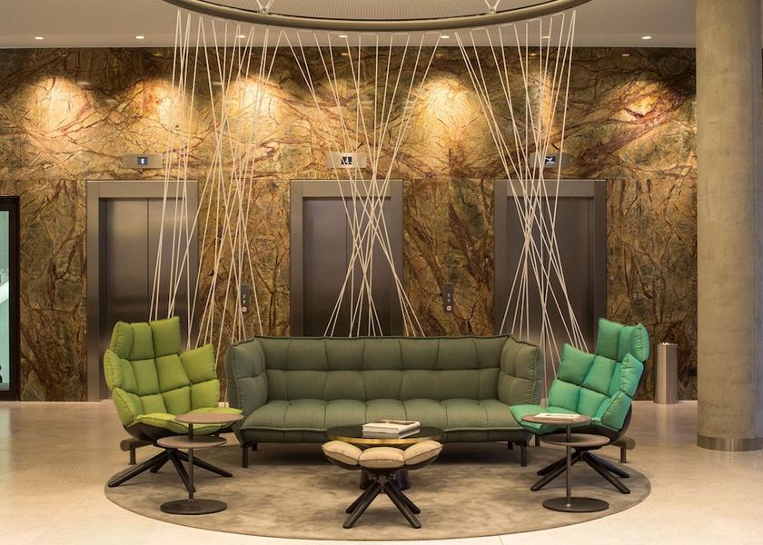 Hessen Frankfurt Lobby