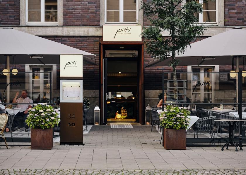 North Rhine-Westphalia Düsseldorf Restaurant
