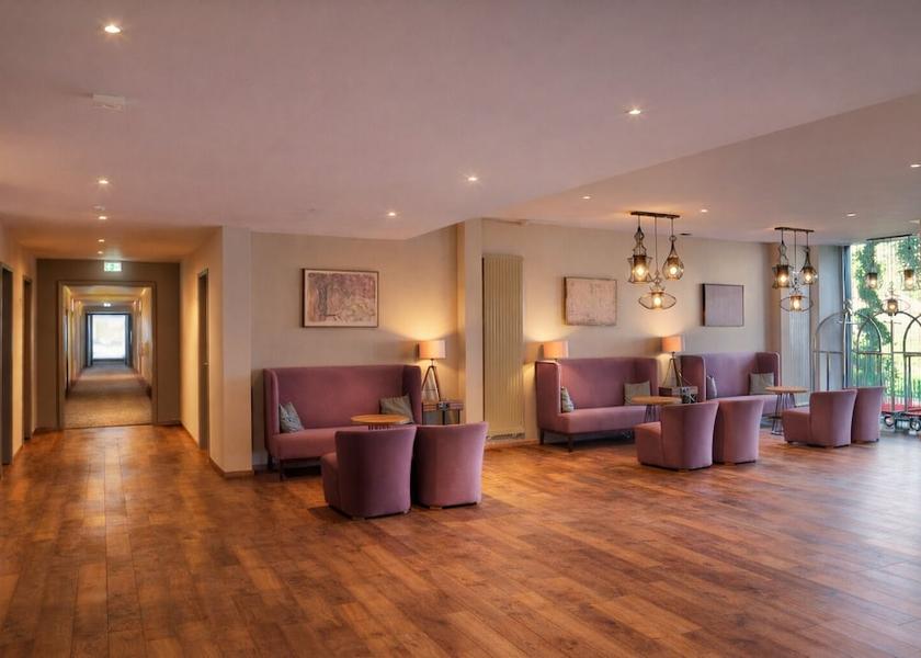 Thuringia Bad Langensalza Lobby sitting area