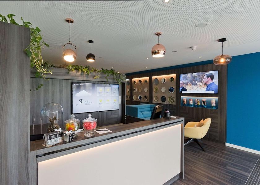 Baden-Württemberg Boeblingen Bar (on property)