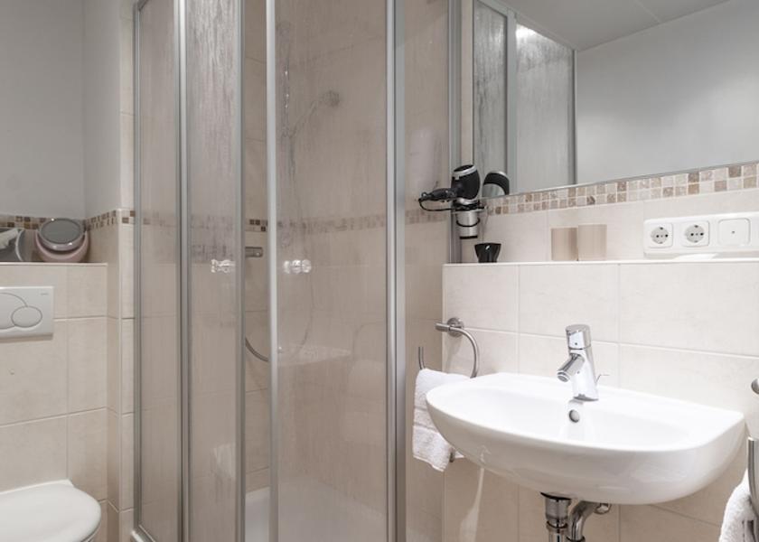 Schleswig-Holstein Timmendorfer Strand Bathroom