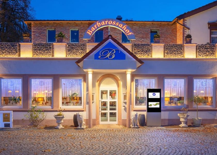 Rhineland-Palatinate Kaiserslautern Front of property - evening/night