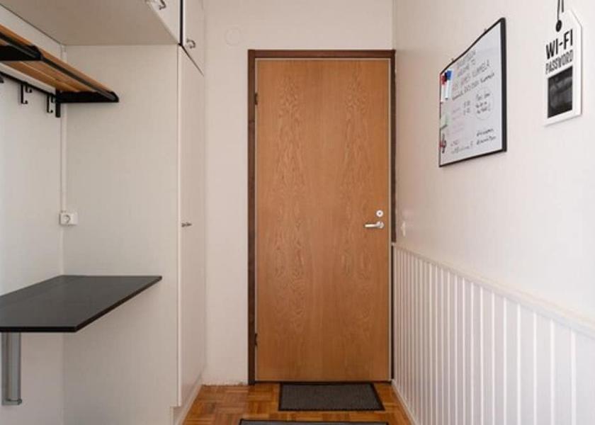  Vihti Interior Entrance