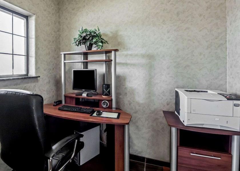 Texas Shamrock Business center
