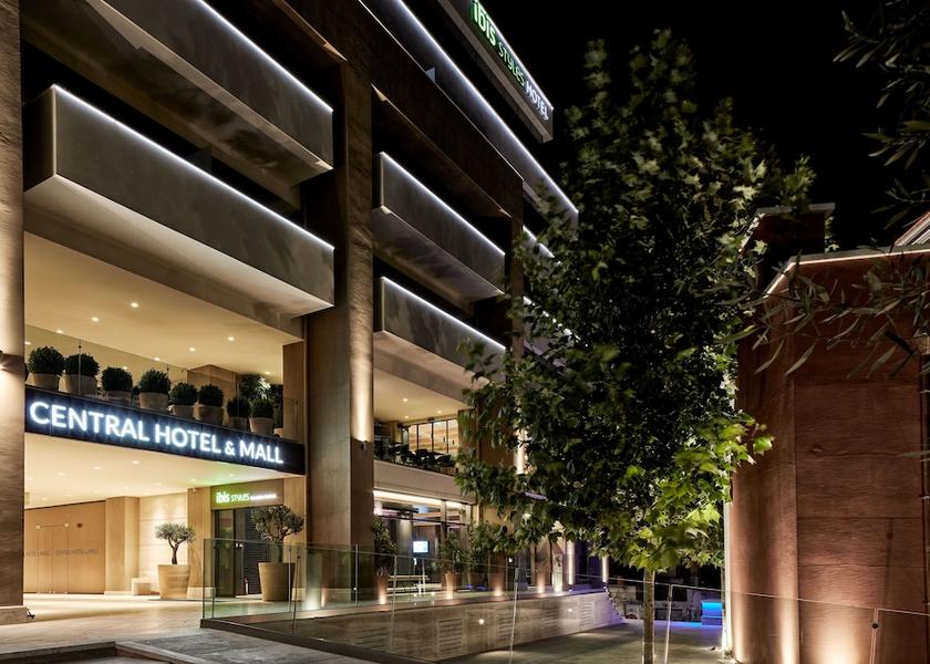Crete Heraklion Front of property - evening/night