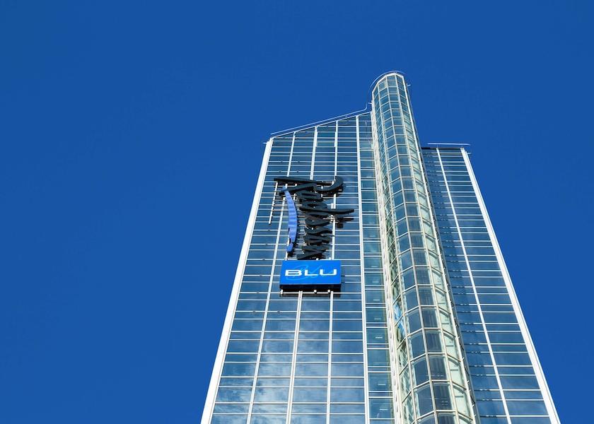  Oslo Exterior Detail