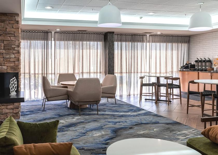 Indiana Evansville Lobby