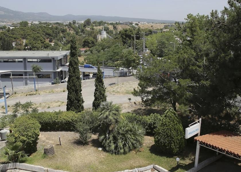 Attica Metamorfosi Parking