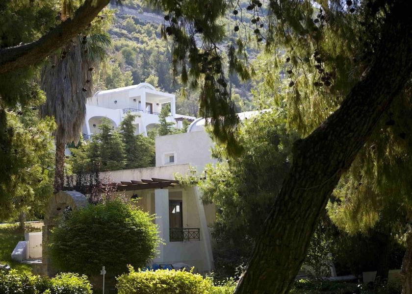 Peloponnese Region Loutraki-Agioi Theodoroi Exterior
