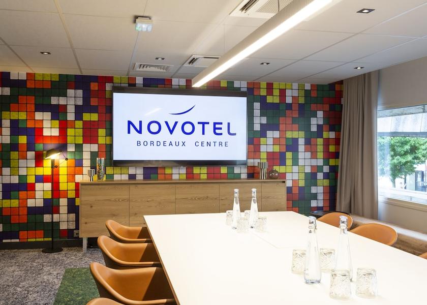 Nouvelle-Aquitaine Bordeaux Meeting Room