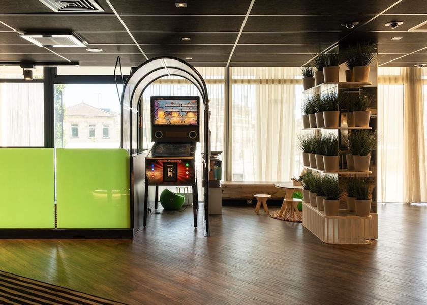 Nouvelle-Aquitaine Bordeaux Children's Play Area