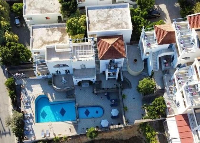 Attica Poros Exterior