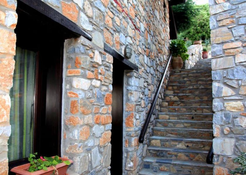 Central Macedonia Dio-Olympos Property Grounds